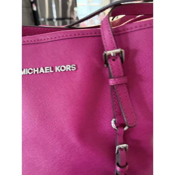 Michael Kors Dark PINK Large Jet Set Tote with Matching Wallet - Picture 11 of 16